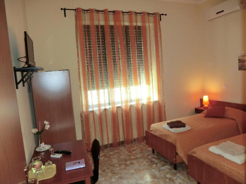 B&B Civico 115 Gaggi Екстериор снимка